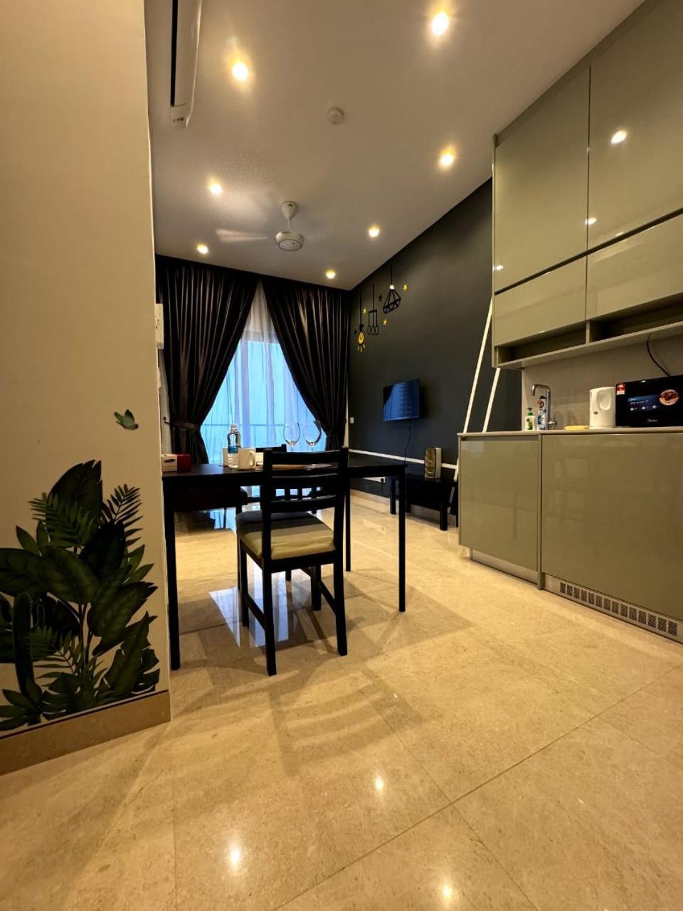 Lucantia Serviced Suites קואלה לומפור מראה חיצוני תמונה